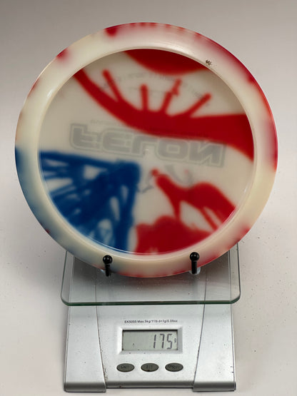 Dynamic Discs Lucid Felon Fairway Driver (Custom Dye) 175g