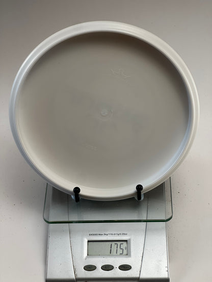 Dynamic Discs Judge Classic Blend Putter - White w/ Black Stamp